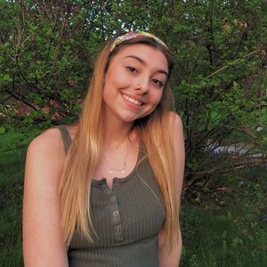 Meet your Posher, Kylee